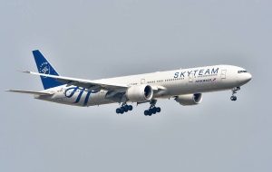 Giao vé máy bay miễn phí tại Lê Văn Thịnh quận 2