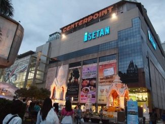 Isetan singapore1
